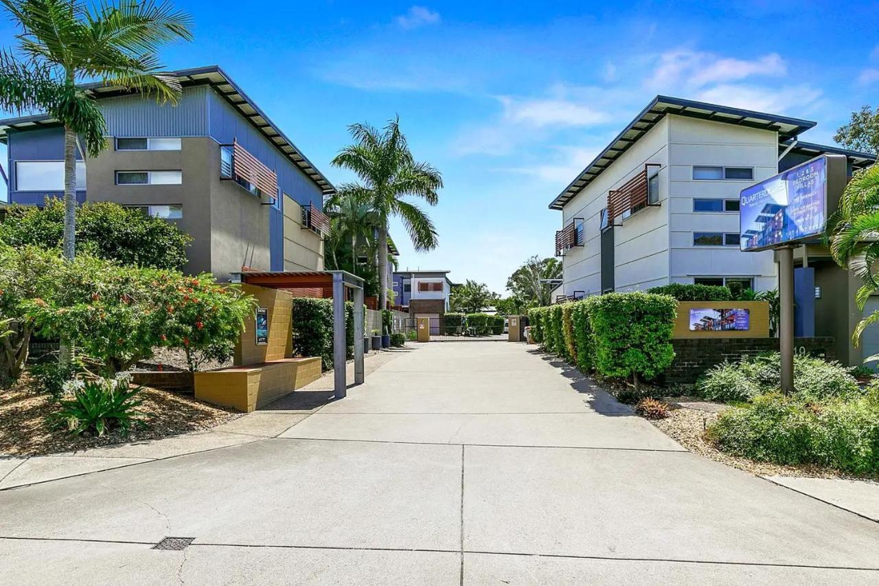 Villa Quarterdecks Retreat Urangan Exterior foto