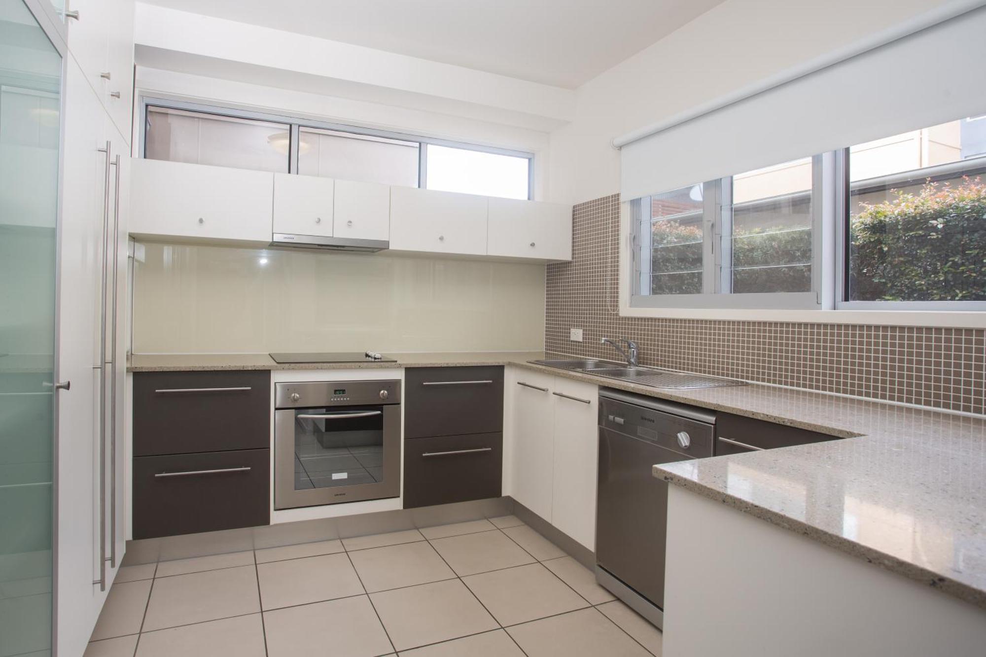 Villa Quarterdecks Retreat Urangan Zimmer foto