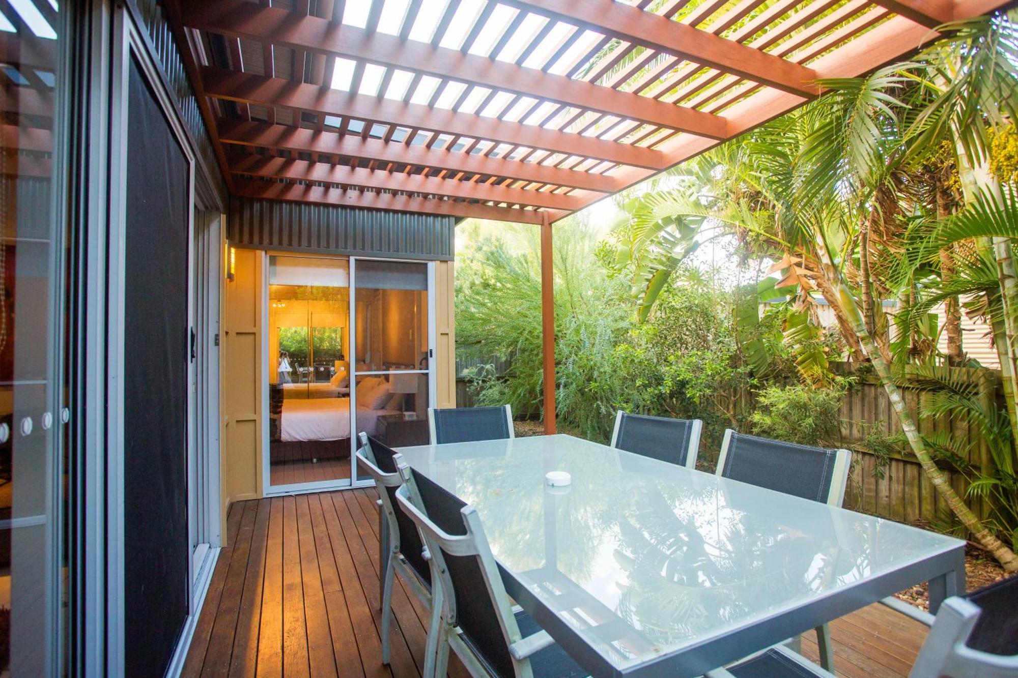 Villa Quarterdecks Retreat Urangan Zimmer foto