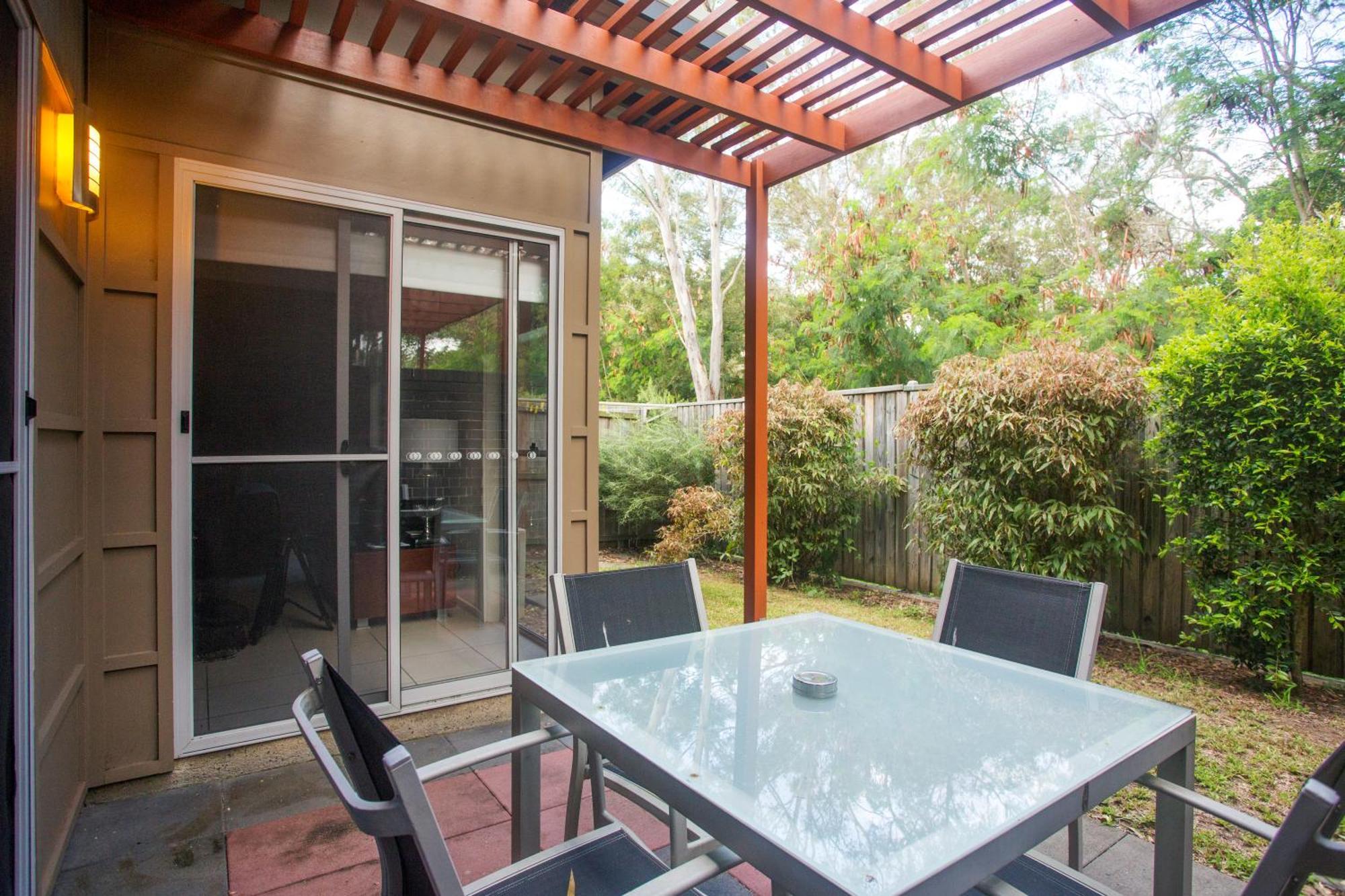 Villa Quarterdecks Retreat Urangan Zimmer foto