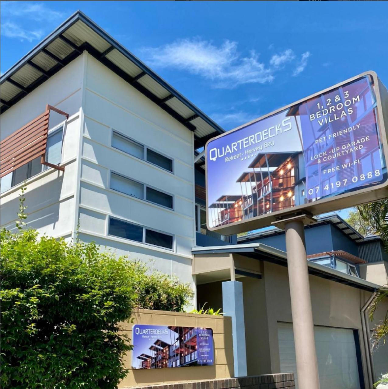 Villa Quarterdecks Retreat Urangan Exterior foto